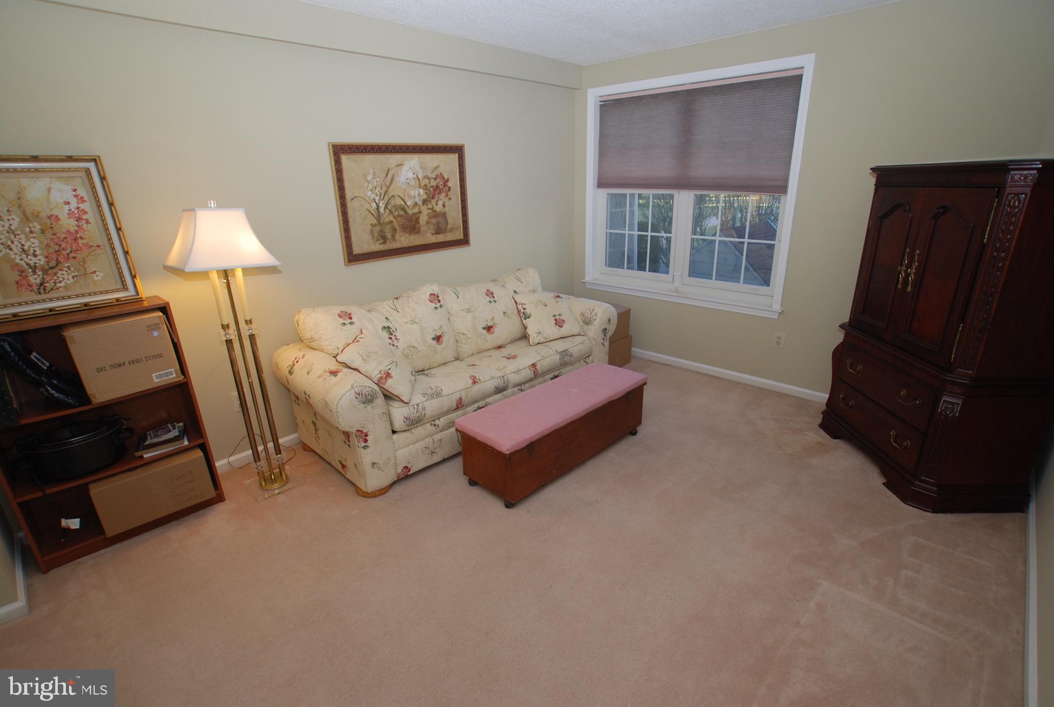 6102 Centennial Station Warminster, PA 18974 - Photo 16 of 36 BR 2/Den