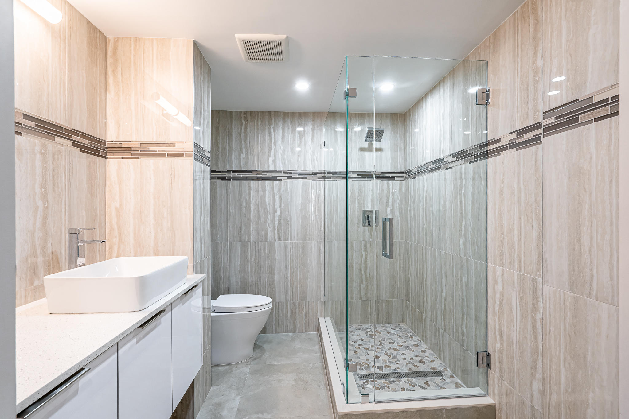 950 Ponce De Leon Road, Unit 511 Boca Raton, FL 33432 - Photo 47 of 77 Master Bathroom
