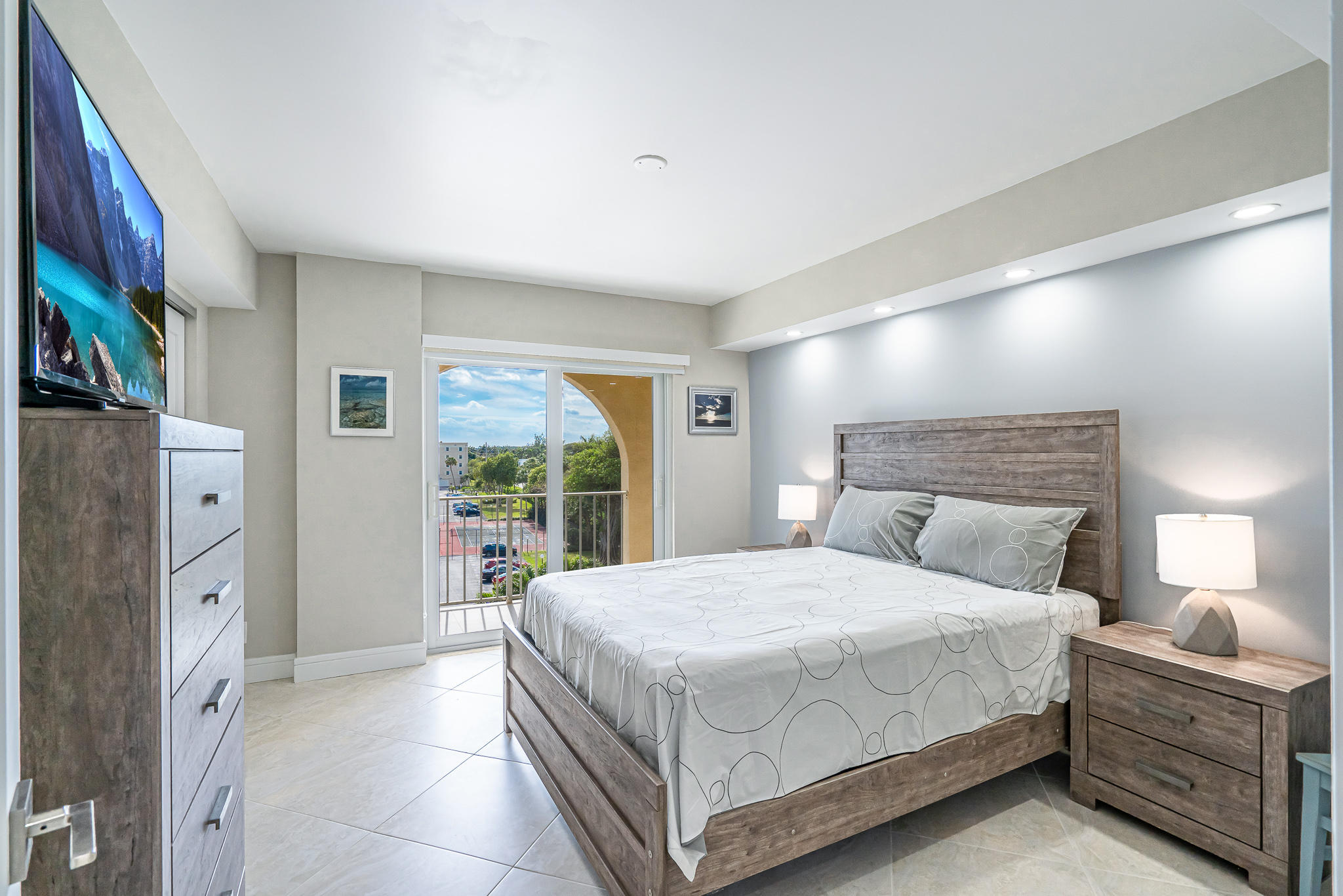 950 Ponce De Leon Road, Unit 511 Boca Raton, FL 33432 - Photo 51 of 77 Guest Bedroom