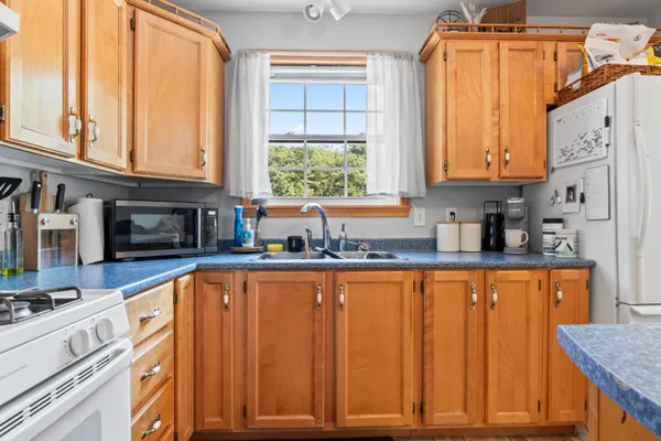 $919,000 | 62 Chicopee Road, Buxton, ME 04093