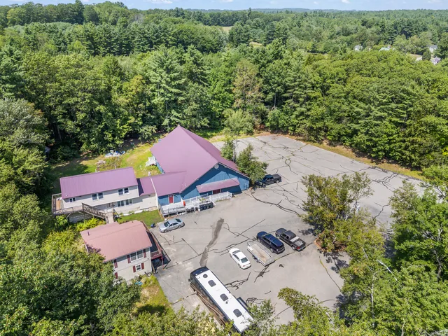 $919,000 | 62 Chicopee Road, Buxton, ME 04093