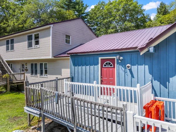 $919,000 | 62 Chicopee Road, Buxton, ME 04093