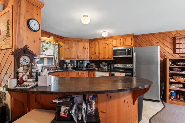 $919,000 | 62 Chicopee Road, Buxton, ME 04093