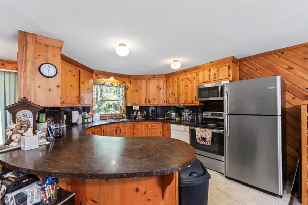 $919,000 | 62 Chicopee Road, Buxton, ME 04093