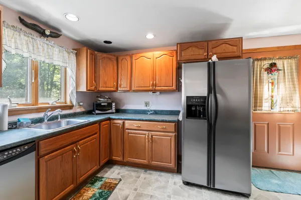 $919,000 | 62 Chicopee Road, Buxton, ME 04093