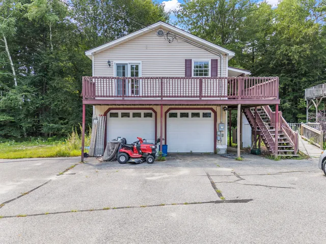 $919,000 | 62 Chicopee Road, Buxton, ME 04093