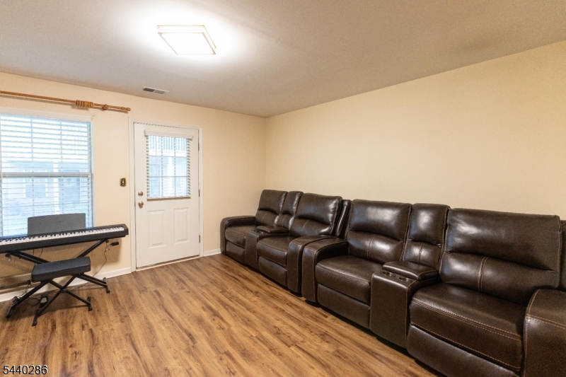 248 Warren Street Newark, NJ 07103 - Photo 22 of 23