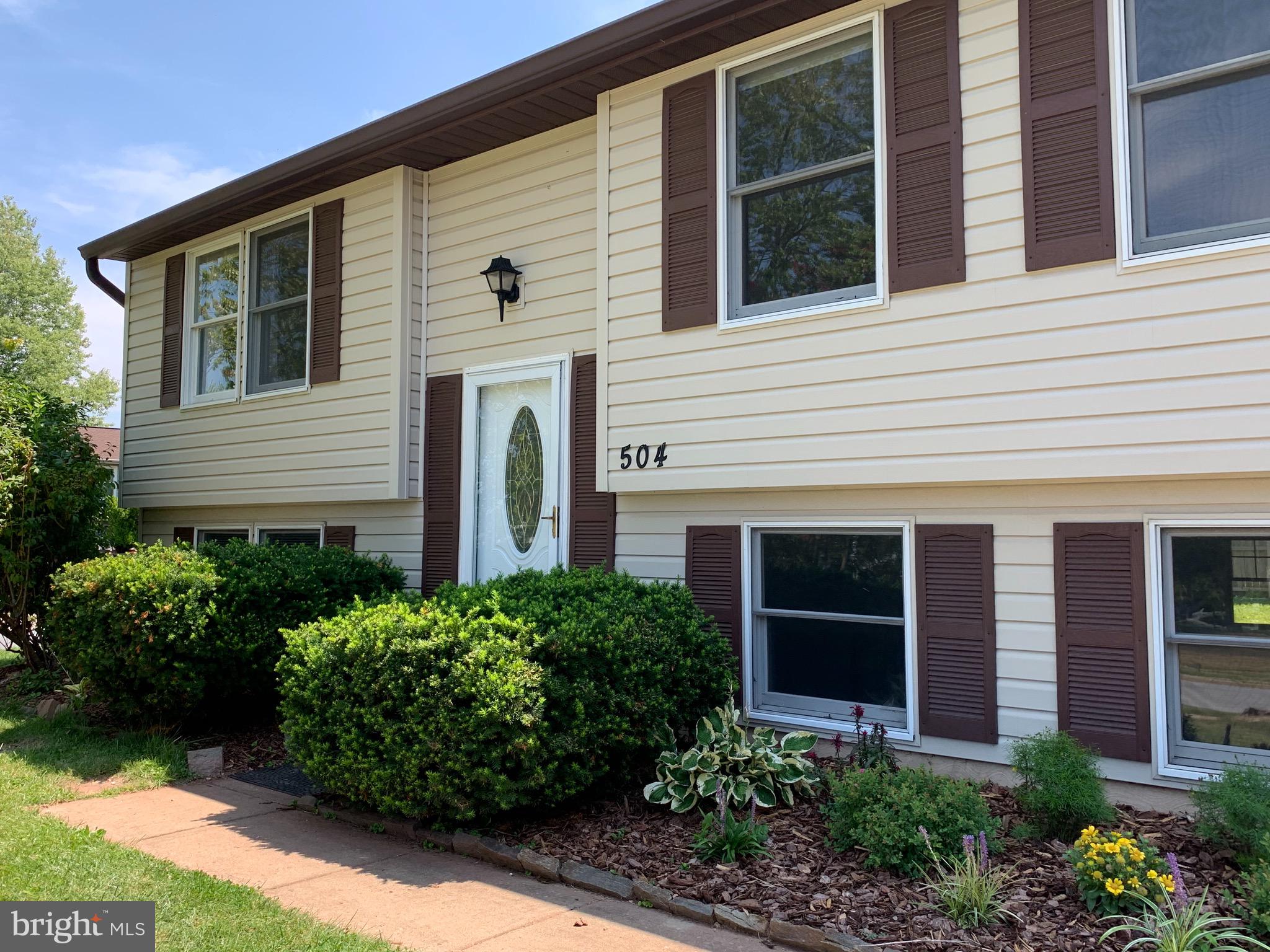 504 Postoak Road Frederick, MD 21703 - Photo 2 of 29 Gallery Image 2