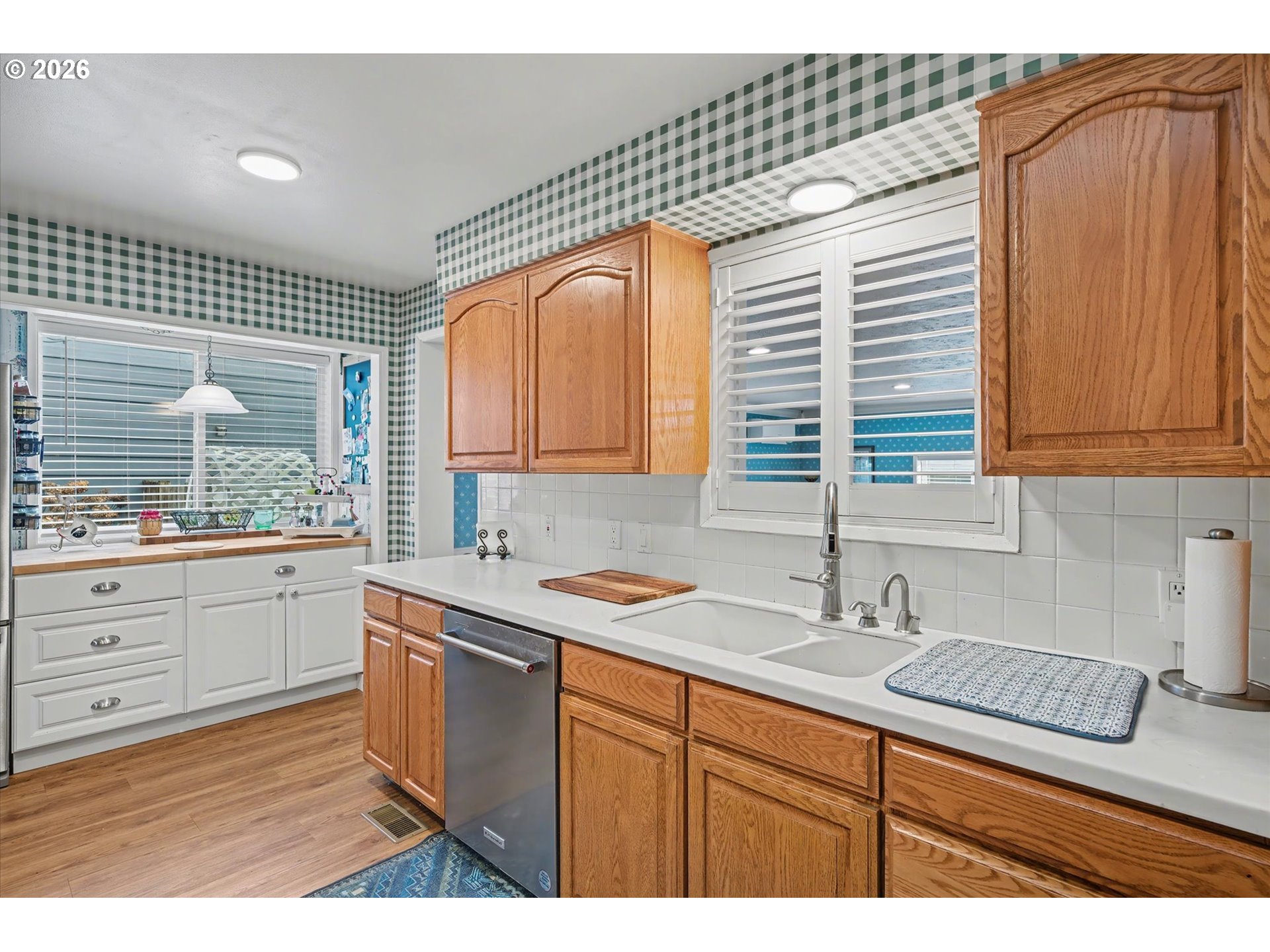 1414 19th Avenue Longview, WA 98632 - Photo 12 of 42 Kitchen