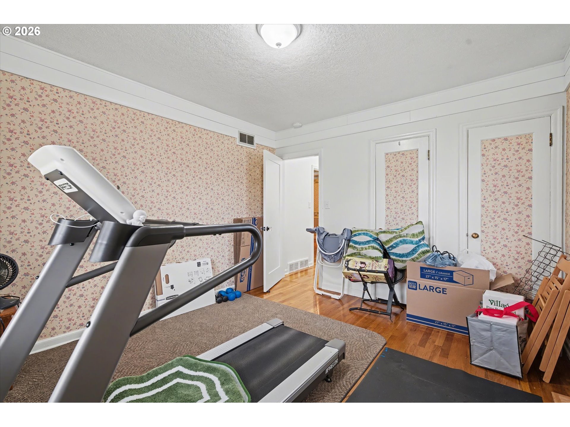 1414 19th Avenue Longview, WA 98632 - Photo 27 of 42 Bedroom