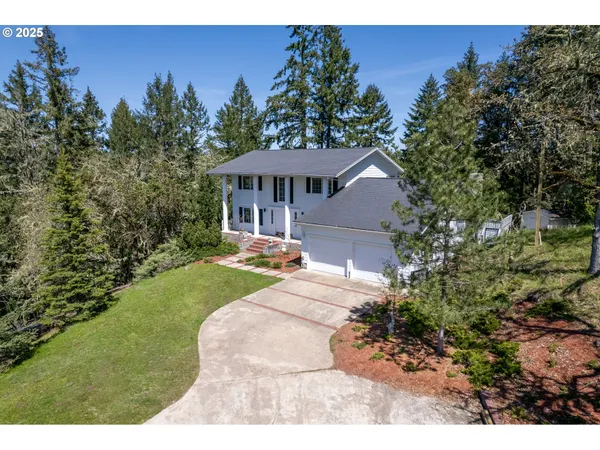 $685,000 | 416 Elmar Drive, Winchester, OR 97495