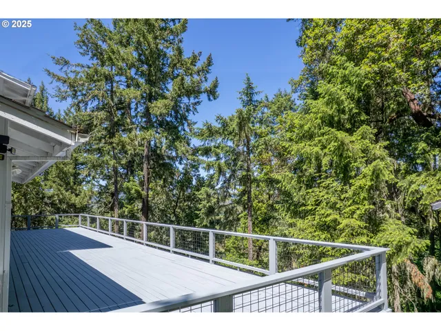 $685,000 | 416 Elmar Drive, Winchester, OR 97495