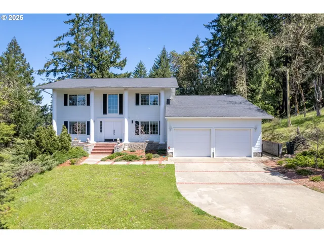 $685,000 | 416 Elmar Drive, Winchester, OR 97495