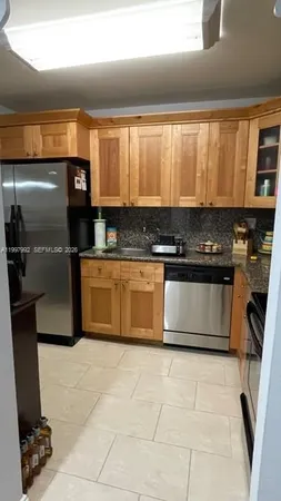 $2,100 | 100 Lakeview Drive, Unit 103, Weston, FL 33326