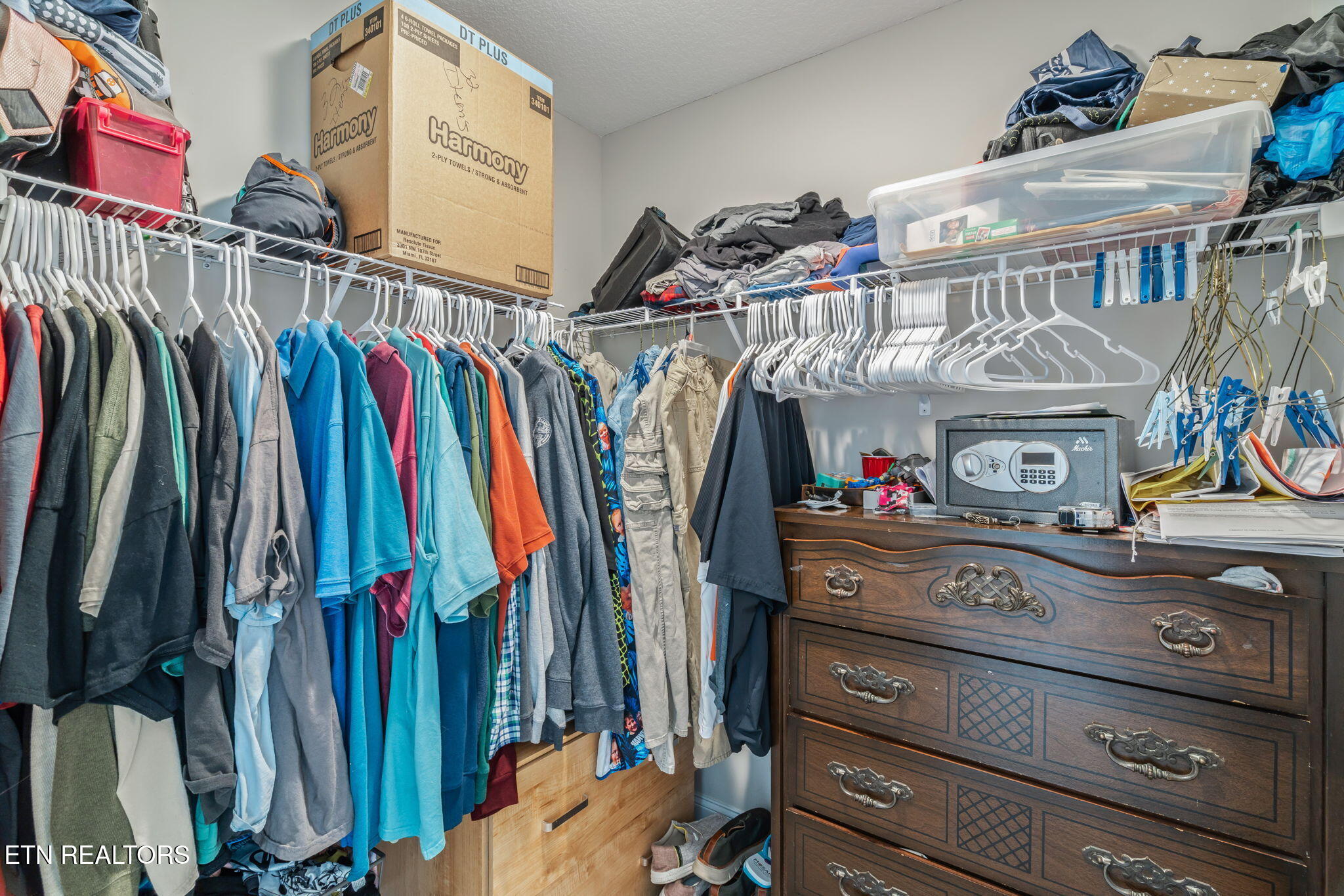 8147 Zenith Lane Powell, TN 37849 - Photo 34 of 49 34-web-or-mls-8147 Zenith Lane-35