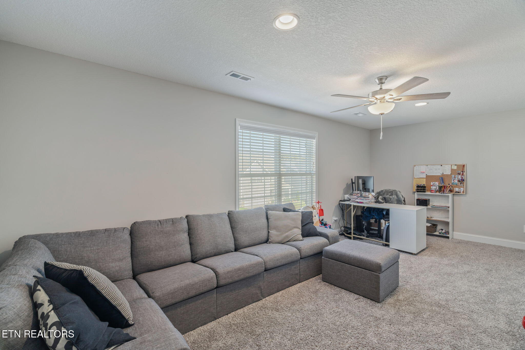 8147 Zenith Lane Powell, TN 37849 - Photo 43 of 49 43-web-or-mls-8147 Zenith Lane-44