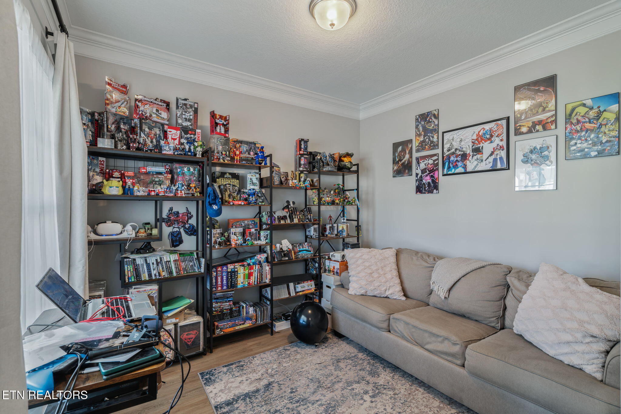 8147 Zenith Lane Powell, TN 37849 - Photo 8 of 49 8-web-or-mls-8147 Zenith Lane-9