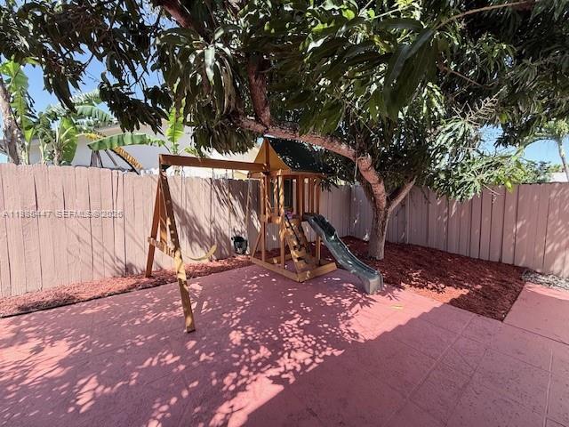 14136 Southwest 149th Place Miami, FL 33196 - Photo 38 of 51