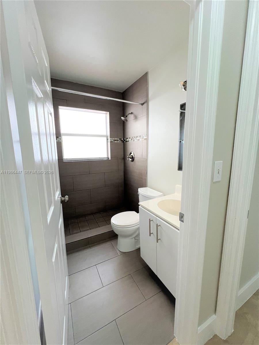 14136 Southwest 149th Place Miami, FL 33196 - Photo 8 of 51