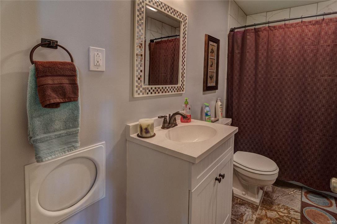 2714 Yaeger Road St. Louis, MO 63129 - Photo 34 of 70 Gallery Image 34