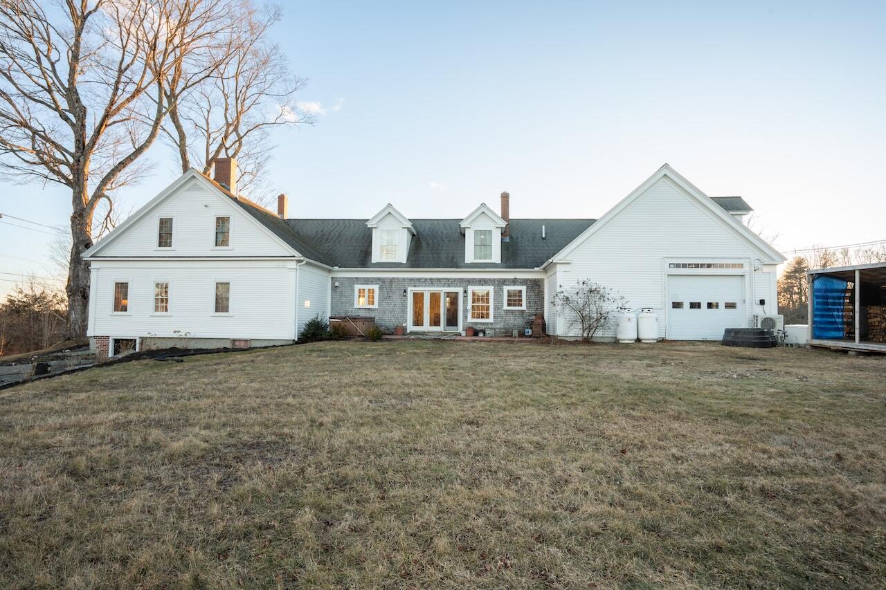 139 Wentworth Road Berwick, ME 03901 - Photo 2 of 37 1