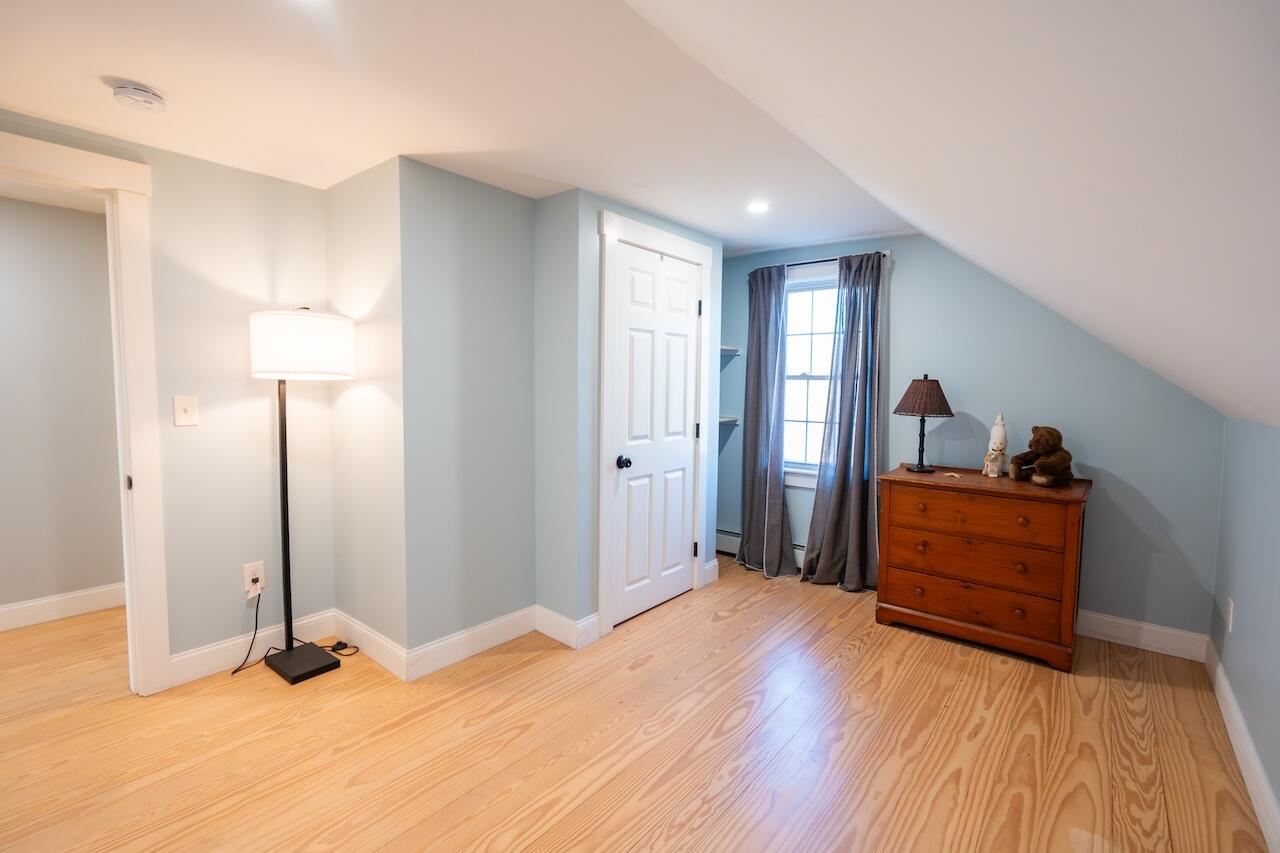 139 Wentworth Road Berwick, ME 03901 - Photo 21 of 37 16