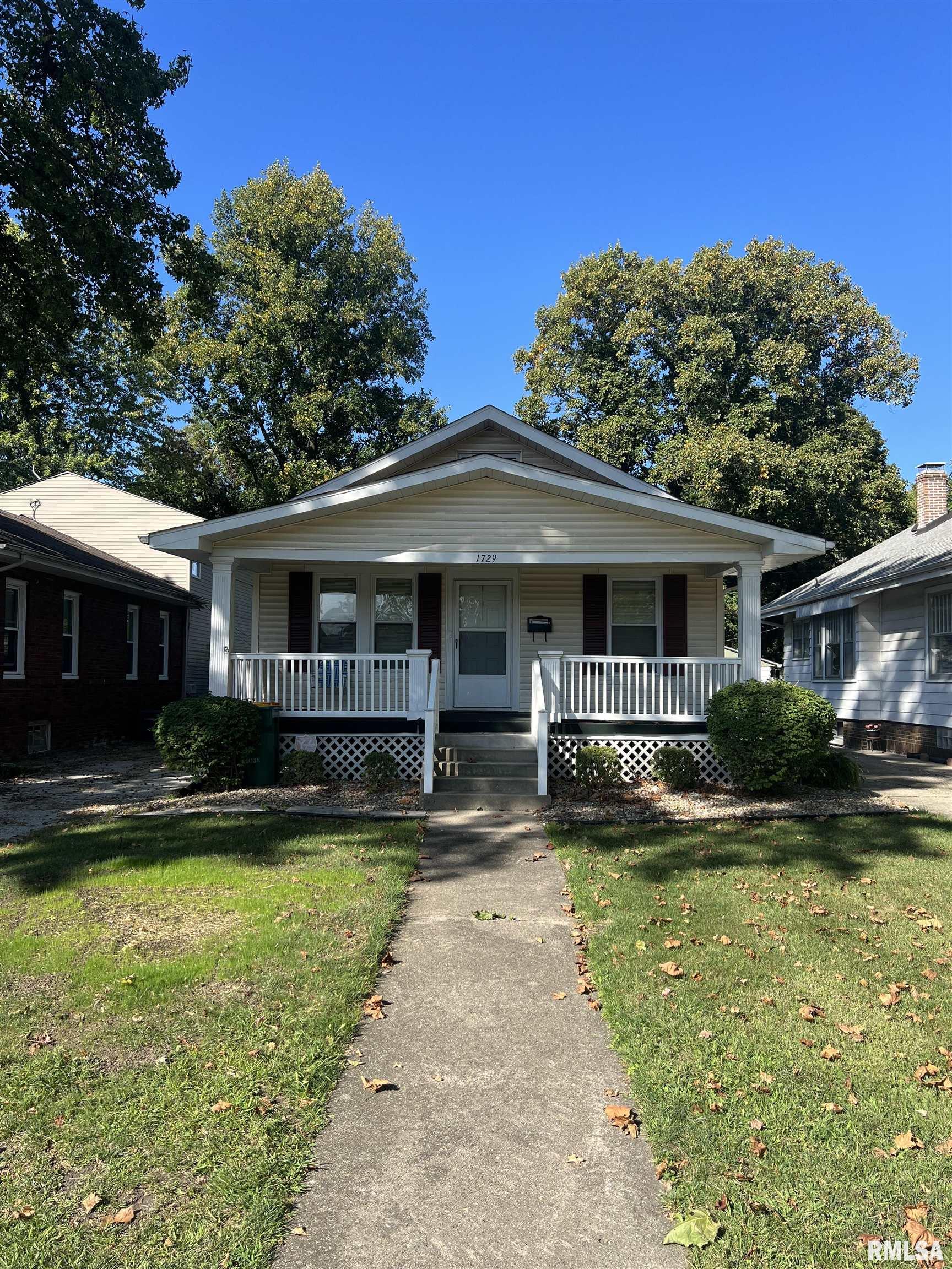 1729 Dial Court Springfield, IL 62704 - Photo 1 of 8 Gallery Image 1