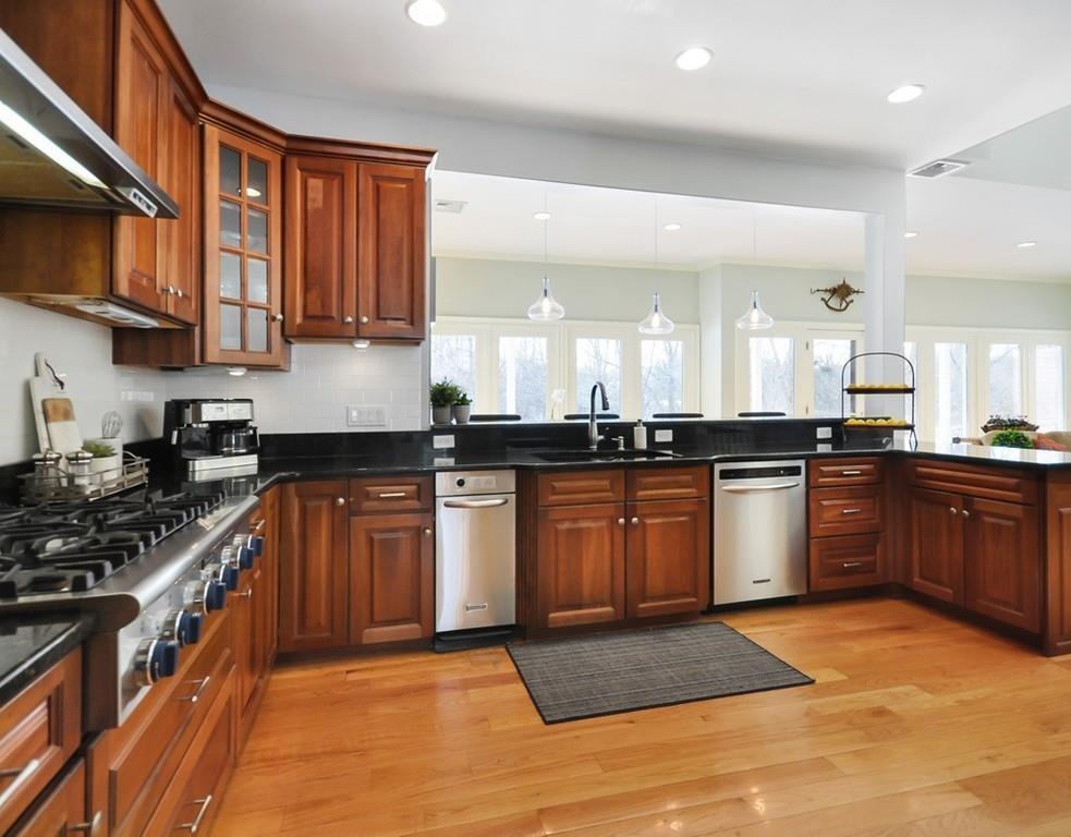 383 Old Bedford Road Concord, MA 01742 - Photo 11 of 29