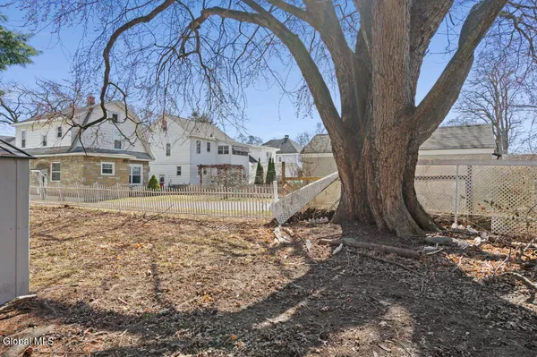$295,000 | 93 Hollywood Avenue, Albany, NY 12208