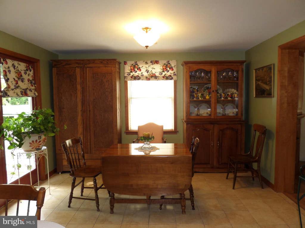 24 Ripple Way Falling Waters, WV 25419 - Photo 9 of 30 Dining Room