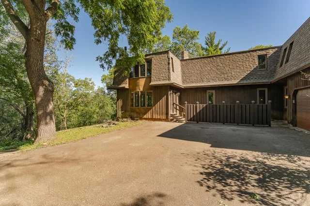 $560,000 | 2717 Oslo Court Northeast, Rochester, MN 55906