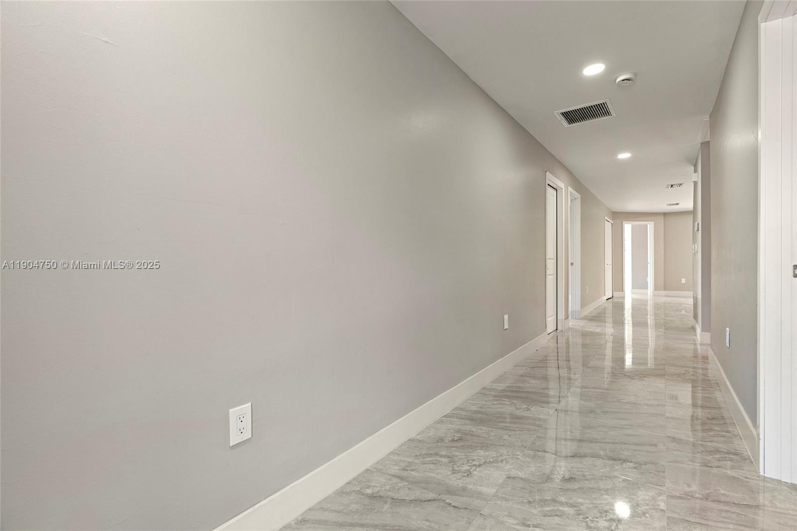 936-938 Countess Avenue Lehigh Acres, FL 33974 - Photo 17 of 24 a view of an empty room