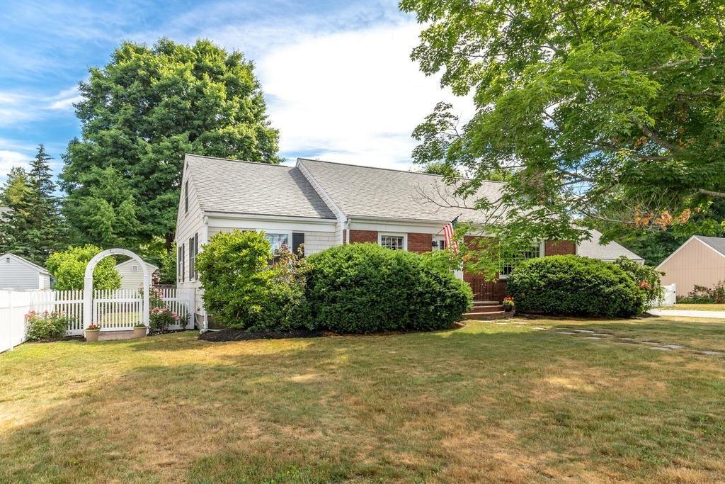 33 Crescent Road Hamilton, MA 01982 - Photo 25 of 32