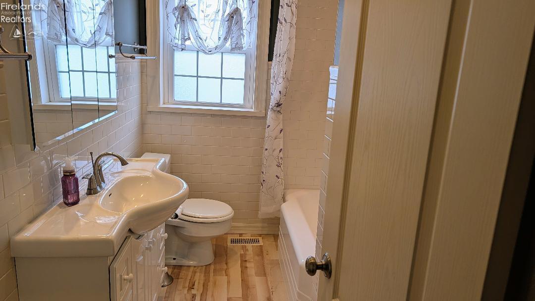 103 North Ridge Street Monroeville, OH 44847 - Photo 11 of 27 Gallery Image 11