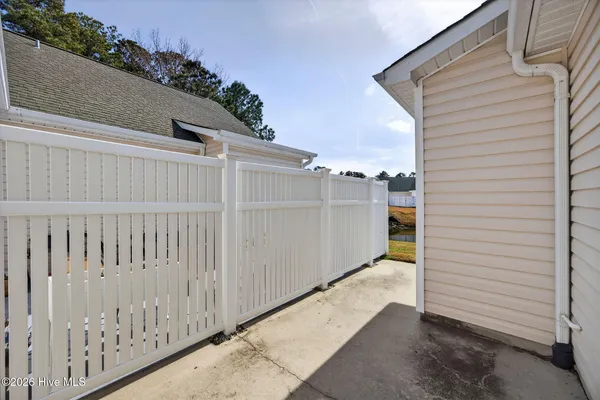 $240,000 | 1655 Honeybee Lane, Wilmington, NC 28412