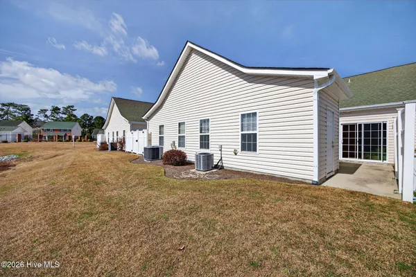 $240,000 | 1655 Honeybee Lane, Wilmington, NC 28412