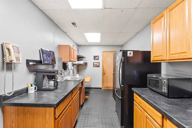 $625,000 | 2332 North Clinton Street, Fort Wayne, IN 46805