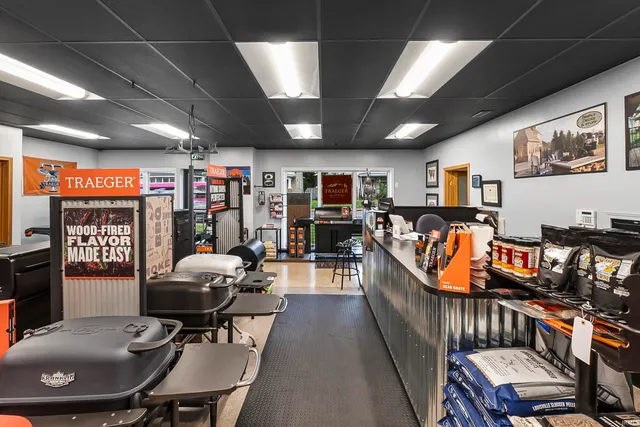 $625,000 | 2332 North Clinton Street, Fort Wayne, IN 46805