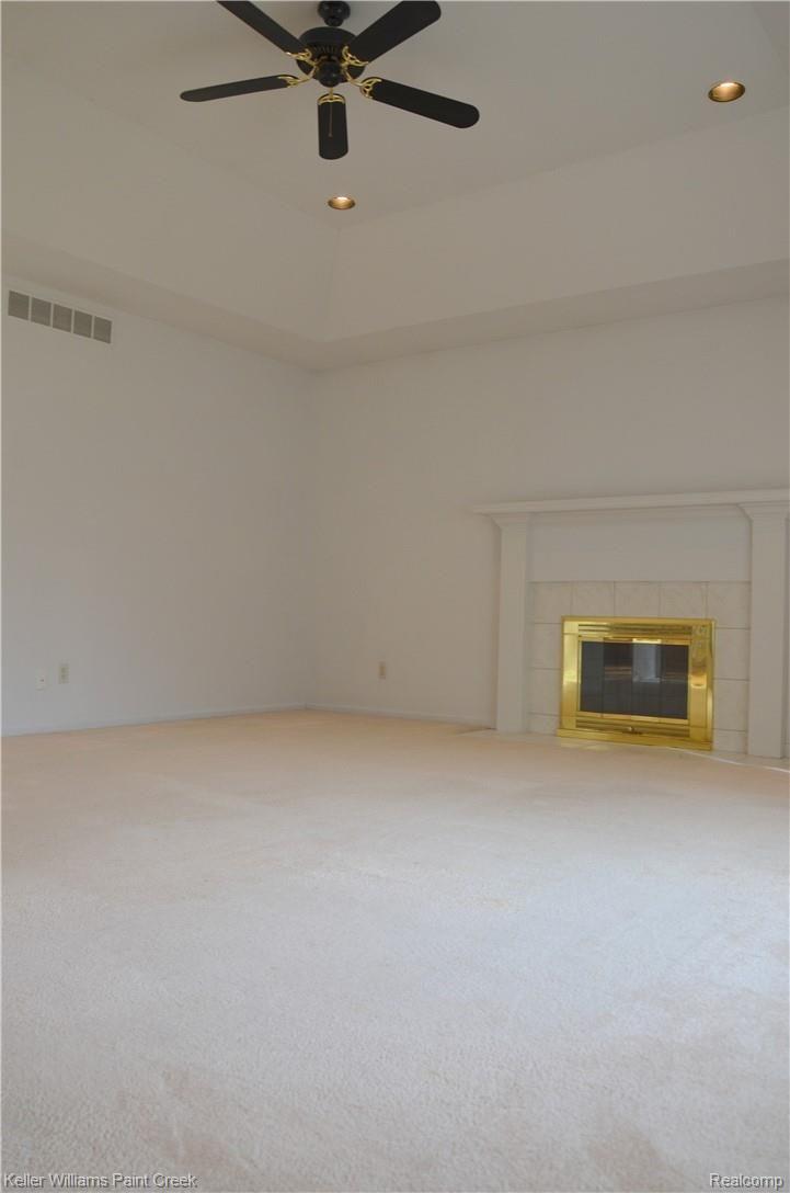 31214 Country Ridge Circle Farmington, MI 48331 - Photo 12 of 35 17family.JPG
