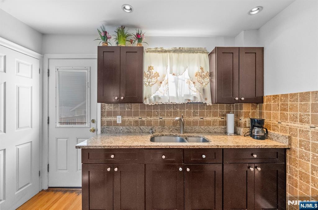 288 Sussex Road Wood-Ridge, NJ 07075 - Photo 11 of 30