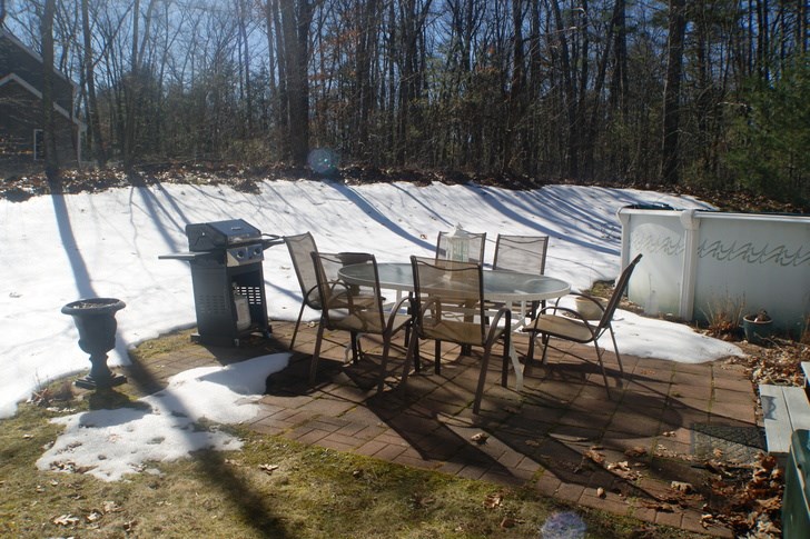 106 Olesen Road Derry, NH 03038 - Photo 22 of 24