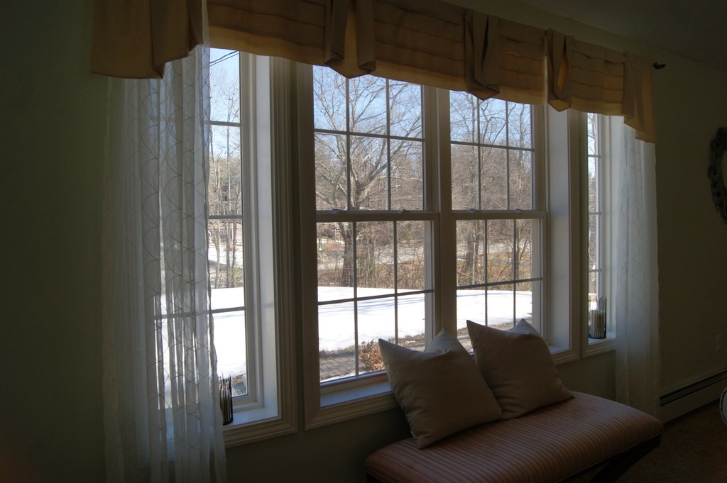 106 Olesen Road Derry, NH 03038 - Photo 5 of 24