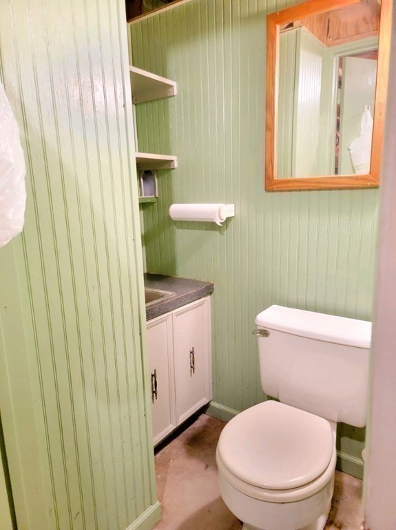 382 Rondeau Street Palmer, MA 01069 - Photo 12 of 17