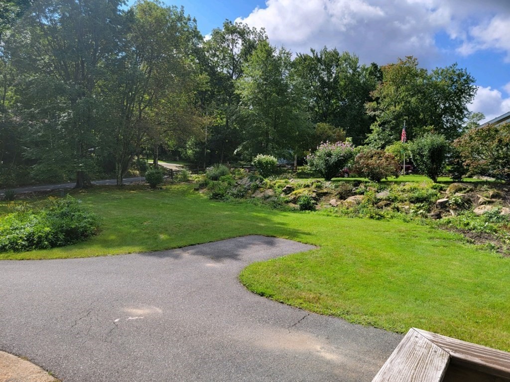 382 Rondeau Street Palmer, MA 01069 - Photo 2 of 17