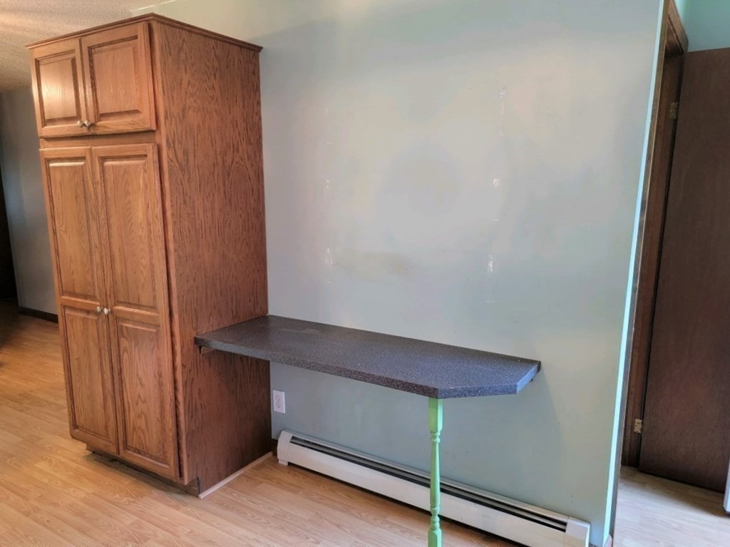 382 Rondeau Street Palmer, MA 01069 - Photo 5 of 17