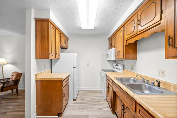 $670 | 102 Laurel Cove Drive, Unit 62, Hopkinsville, KY 42240