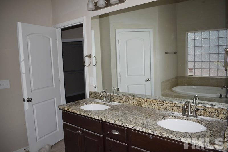 3481 South Beaver Lane Raleigh, NC 27604 - Photo 12 of 19 Gallery Image 12
