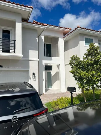 $2,050,000 | Lake Eden, Fort Lauderdale, FL 33312