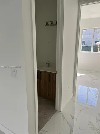 $2,050,000 | Lake Eden, Fort Lauderdale, FL 33312