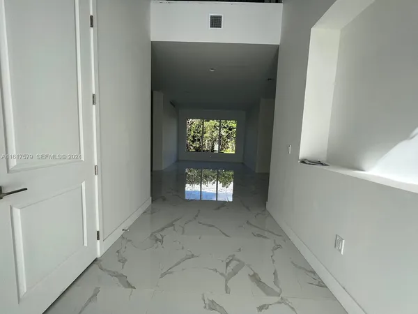 $2,050,000 | Lake Eden, Fort Lauderdale, FL 33312
